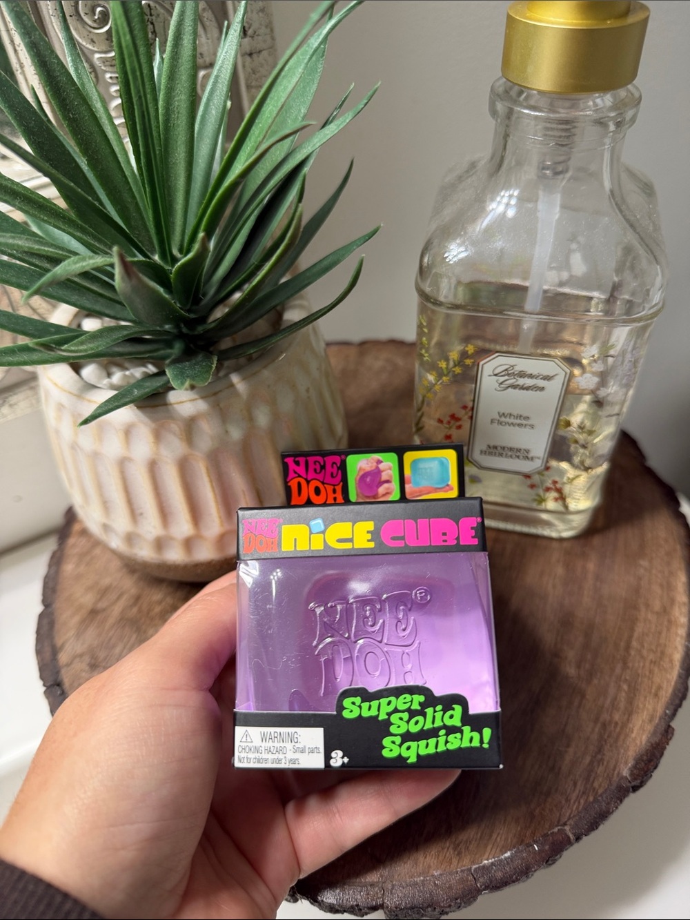 Nice Cube Super Solid Squish! - Purple